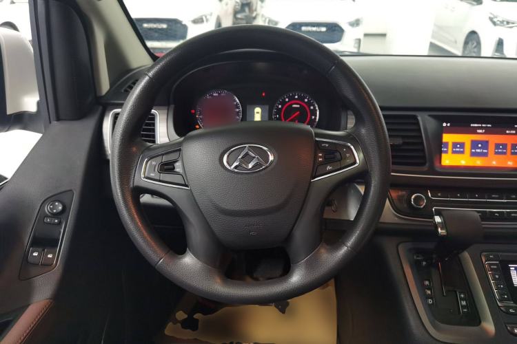 Used SAIC MAXUS G10 2018 PLUS 2.0T Automatic Elite Edition Steering Wheel