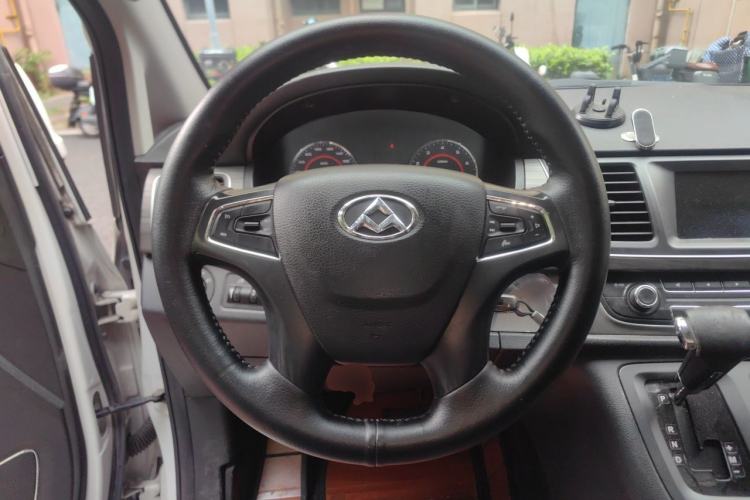 Used SAIC MAXUS G10 2018 PLUS 2.0T Automatic Elite Edition Steering Wheel