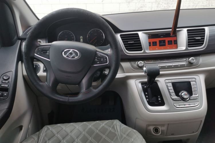 Used SAIC MAXUS G10 2018 PLUS 2.0T Automatic Elite Edition Steering Wheel