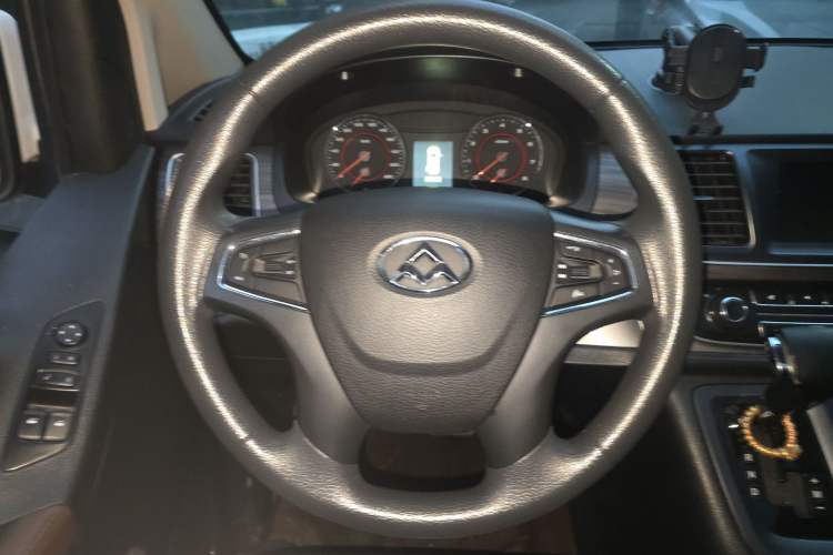 Used SAIC MAXUS G10 2018 PLUS 2.0T Automatic Elite Edition Steering Wheel