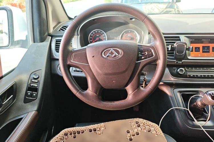 Used SAIC MAXUS G10 2018 PLUS 1.9T Manual Elite Edition Diesel Steering Wheel