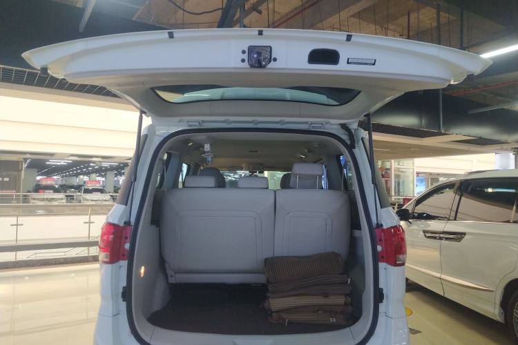 Used SAIC MAXUS G10 2018 PLUS 2.0T Automatic Smart Edition Trunk