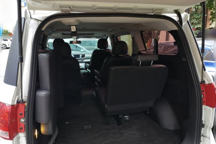 Used SAIC MAXUS G10 2018 PLUS 2.0T Automatic Luxury Edition Trunk