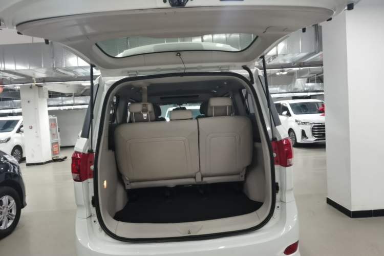 Used SAIC MAXUS G10 2018 PLUS 2.0T Automatic Elite Edition Trunk