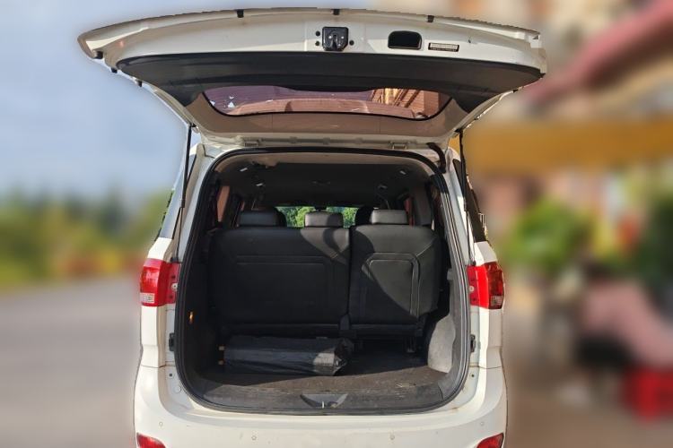 Used SAIC MAXUS G10 2018 PLUS 1.9T Manual Elite Edition Diesel Trunk