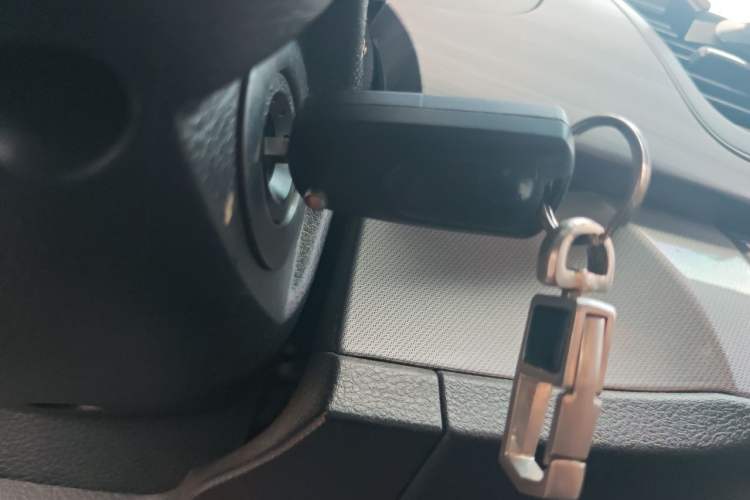 Used SAIC MAXUS G10 2018 PLUS 2.0T Automatic Elite Edition Vehicle Key