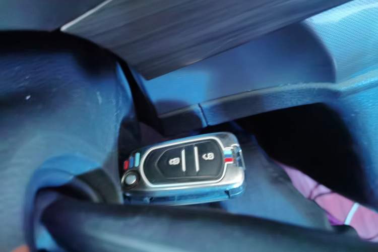 Used SAIC MAXUS G10 2018 PLUS 1.9T Manual Elite Edition Diesel Vehicle Key