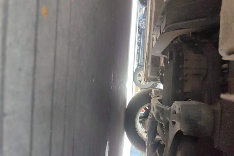Used SAIC MAXUS G10 2018 PLUS 2.0T Automatic Elite Edition Chassis Front Right