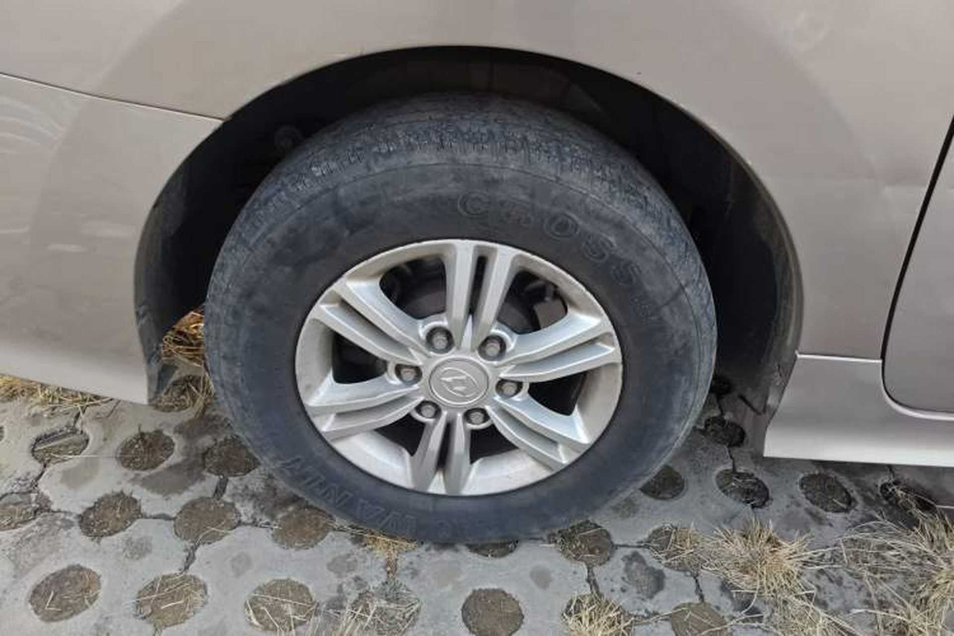 Used SAIC MAXUS G10 2018 PLUS 2.0T Automatic Elite Edition Exterior 8