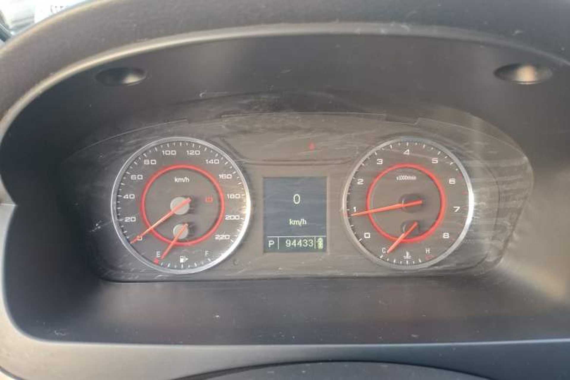 Used SAIC MAXUS G10 2018 PLUS 2.0T Automatic Elite Edition Instrument Cluster