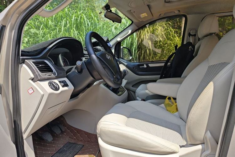 Used SAIC MAXUS G10 2018 PLUS 2.4L Manual Elite Edition Left Front Seat