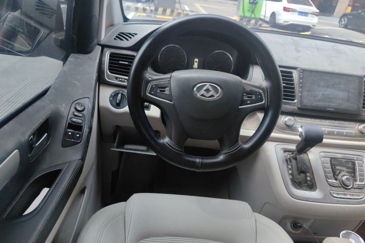 Used SAIC MAXUS G10 2018 PLUS 2.0T Automatic Elite Edition Steering Wheel