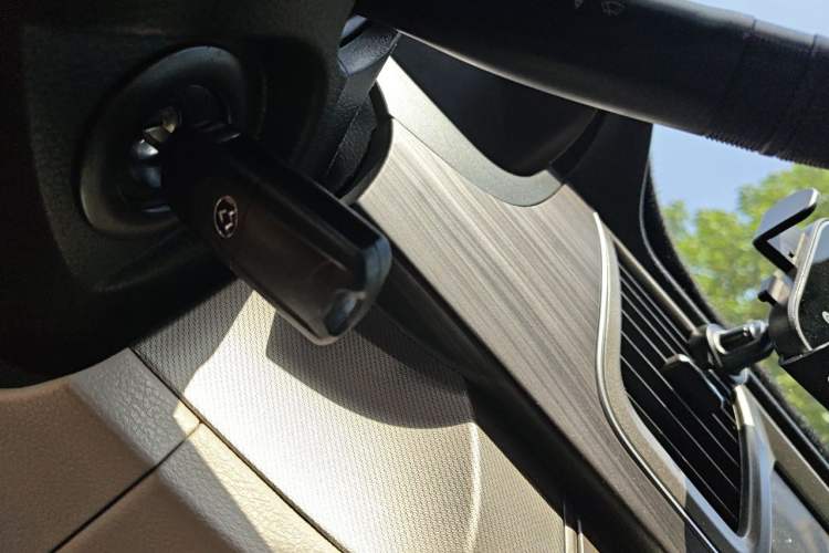 Used SAIC MAXUS G10 2018 PLUS 2.4L Manual Elite Edition Vehicle Key