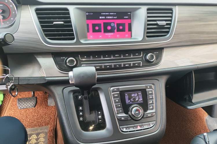 Used SAIC MAXUS G10 2019 Facelift PLUS 2.0T Automatic Elite Edition China VI Audio And AC Panel