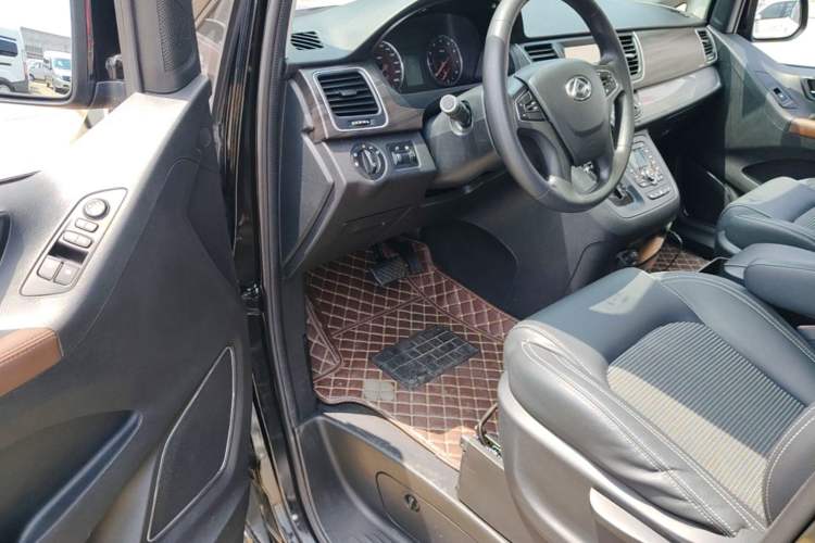 Used SAIC MAXUS G10 2019 PLUS 2.0T Automatic Elite Edition China VI Standard Driver Seat