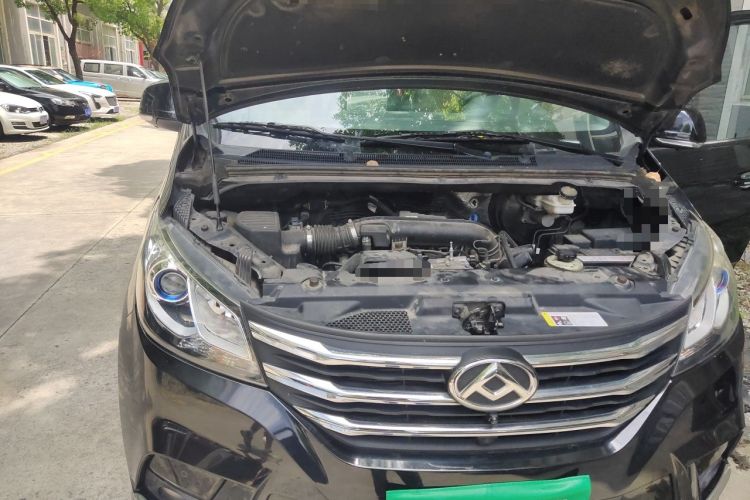 Used SAIC MAXUS G10 2019 Facelift PLUS 2.0T Automatic Smart Edition China VI Standard Engine Bay Right