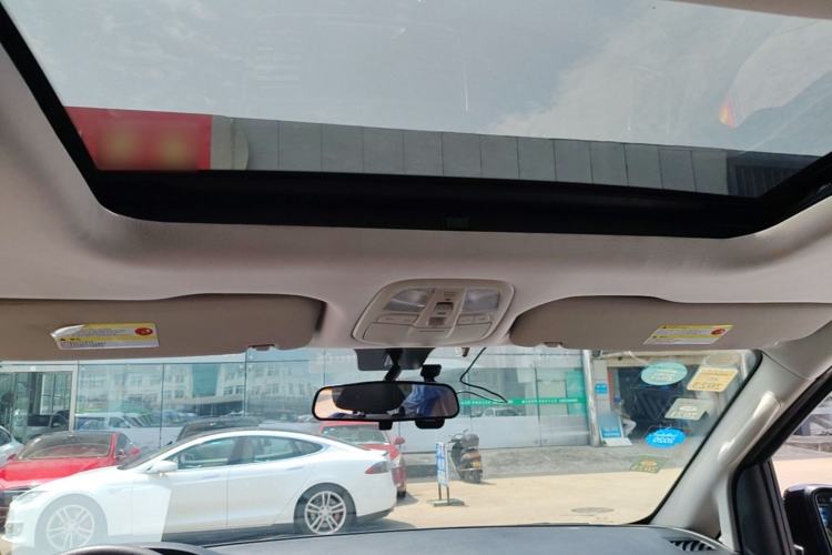 Used SAIC MAXUS G10 2019 PLUS 2.0T Automatic Elite Edition China VI Standard Headliner