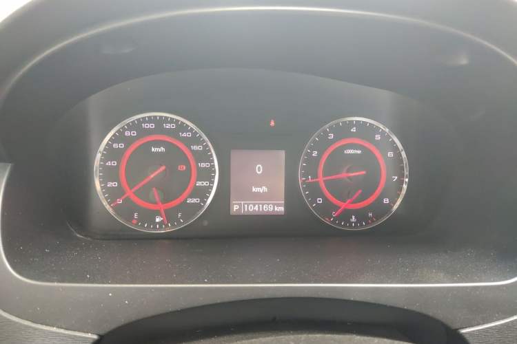 Used SAIC MAXUS G10 2019 Facelift PLUS 2.0T Automatic Smart Edition China VI Standard Instrument Cluster