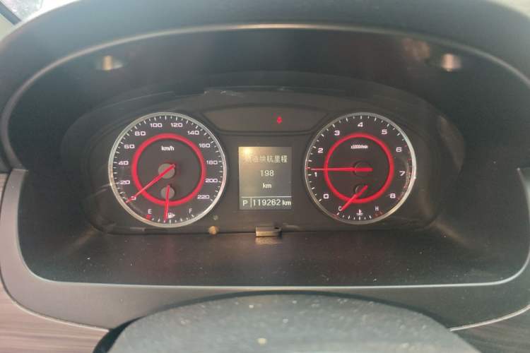 Used SAIC MAXUS G10 2019 PLUS 2.0T Automatic Elite Edition China VI Standard Instrument Cluster