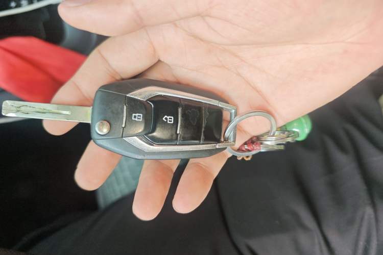 Used SAIC MAXUS G10 2019 PLUS 2.0T Automatic Elite Edition China VI Standard Interior 1