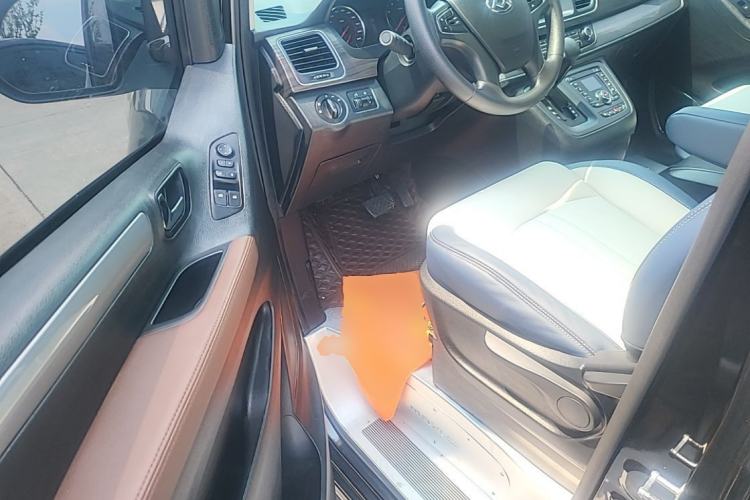 Used SAIC MAXUS G10 2019 PLUS 2.0T Automatic Elite Edition China VI Standard Left Front Seat
