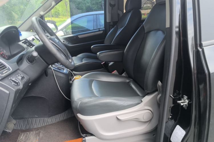 Used SAIC MAXUS G10 2019 Facelift PLUS 2.0T Automatic Smart Edition China VI Standard Left Front Seat