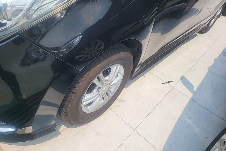 Used SAIC MAXUS G10 2019 PLUS 2.0T Automatic Elite Edition China VI Standard Left Front Wheel Hub
