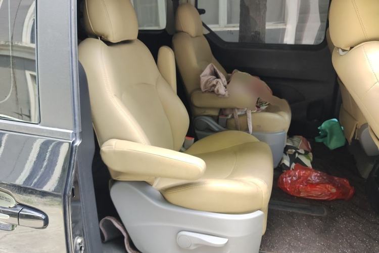 Used SAIC MAXUS G10 2019 Facelift PLUS 2.0T Automatic Smart Edition China VI Standard Left Rear Seat