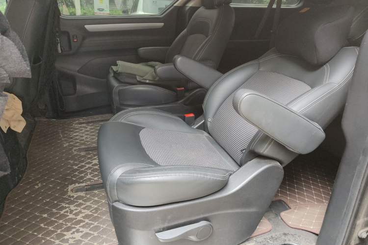 Used SAIC MAXUS G10  Left Rear Seat