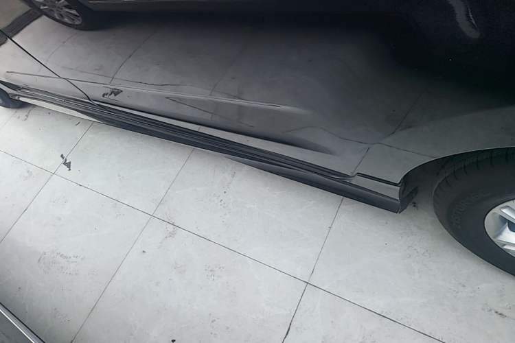 Used SAIC MAXUS G10 2019 PLUS 2.0T Automatic Elite Edition China VI Standard Left Side Sill