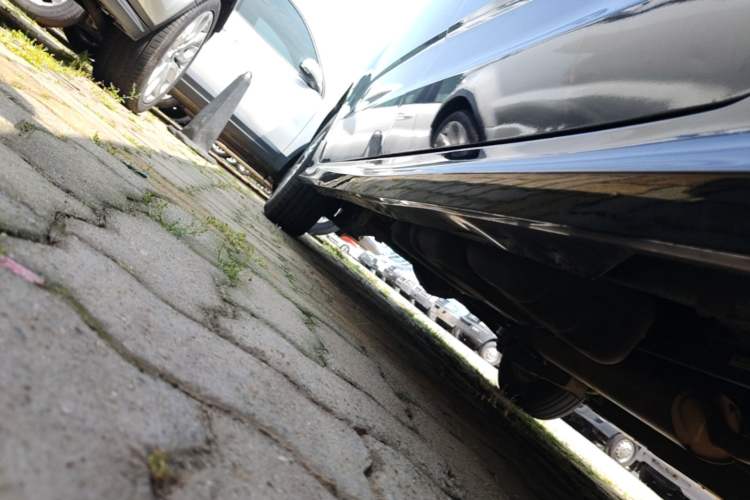 Used SAIC MAXUS G10 2019 PLUS 2.0T Automatic Elite Edition China VI Standard Right Side Sill