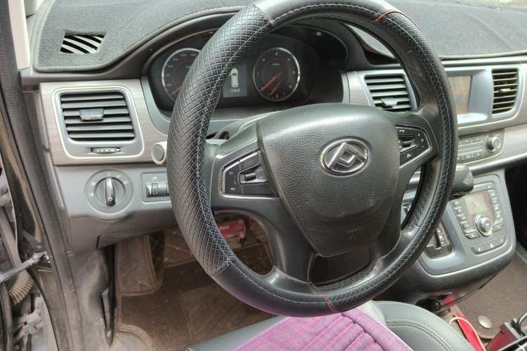 Used SAIC MAXUS G10  Steering Wheel