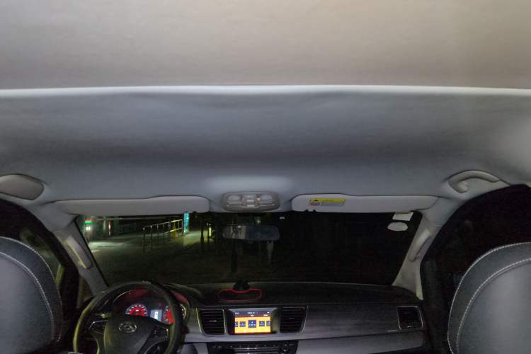 Used SAIC MAXUS G10 2019 PLUS 2.0T Automatic Elite Edition China VI Standard Headliner