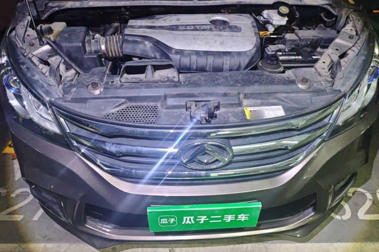 Used SAIC MAXUS G10 2019 Facelift PLUS 2.0T Automatic Elite Edition China VI Engine Bay