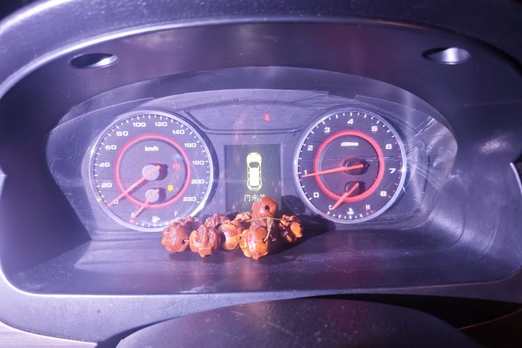 Used SAIC MAXUS G10 2019 Facelift PLUS 2.0T Automatic Elite Edition China VI Instrument Cluster