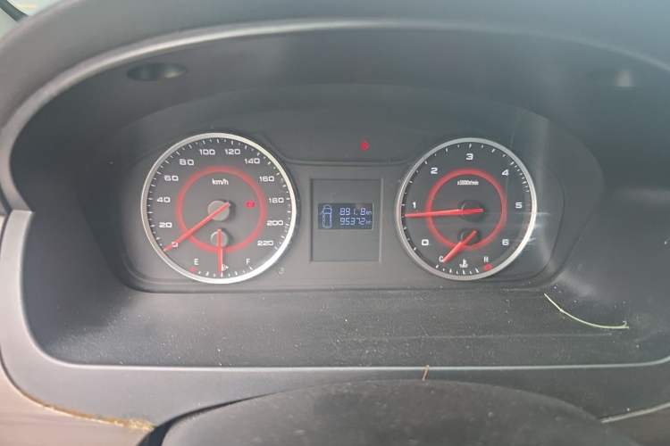 Used SAIC MAXUS G10 2019 PLUS 1.9T Manual Elite Edition Diesel China V Standard Instrument Cluster