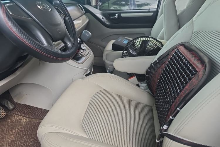Used SAIC MAXUS G10 2019 PLUS 1.9T Manual Elite Edition Diesel China V Standard Left Front Seat