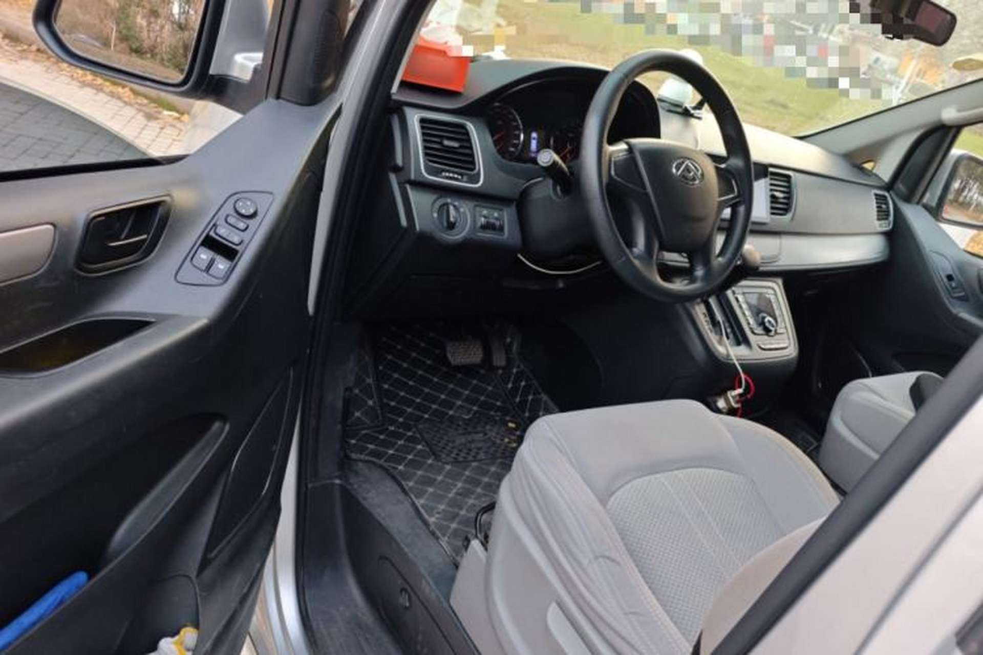 Used SAIC MAXUS G10 2019 Facelift PLUS 2.0T Automatic Smart Edition China VI Standard Driver Seat