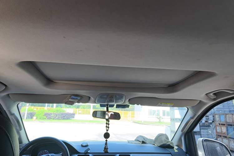 Used SAIC MAXUS G10 2019 PLUS 2.0T Automatic Elite Edition China VI Standard Headliner