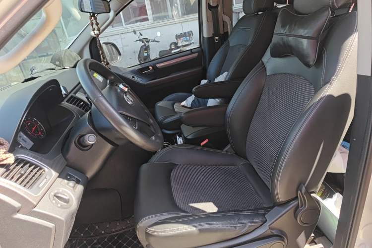 Used SAIC MAXUS G10 2019 PLUS 2.0T Automatic Elite Edition China VI Standard Left Front Seat