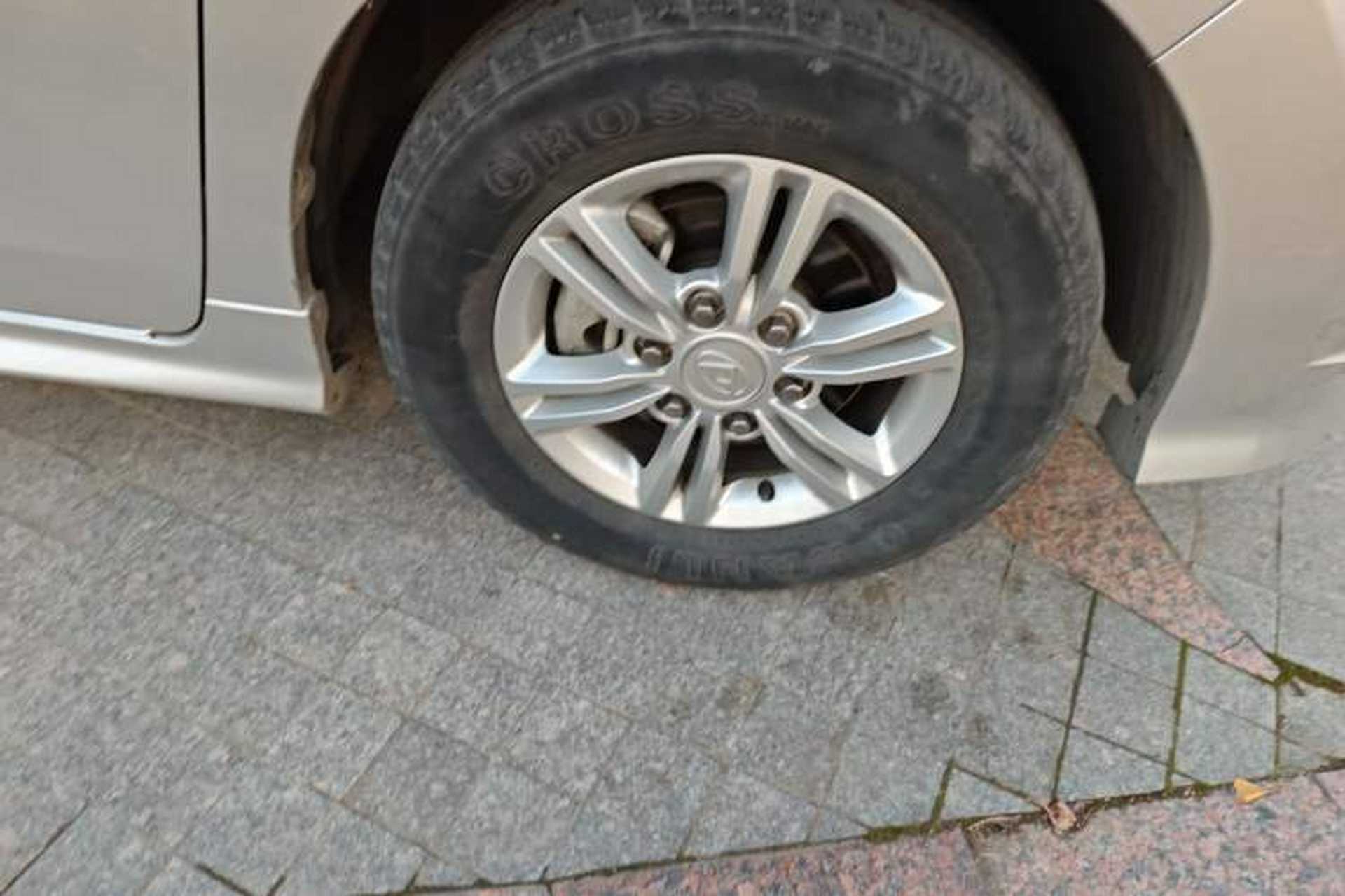 Used SAIC MAXUS G10 2019 Facelift PLUS 2.0T Automatic Smart Edition China VI Standard Right Front Wheel Hub