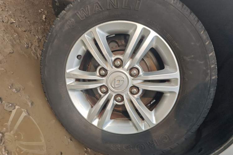 Used SAIC MAXUS G10 2019 Facelift PLUS 2.0T Automatic Elite Edition China VI Right Rear Wheel Hub