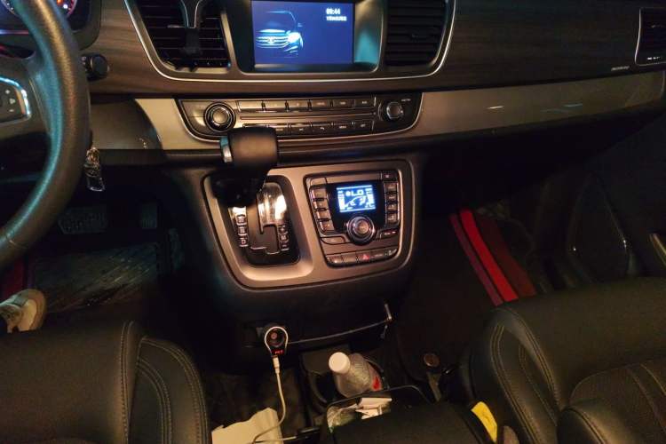 Used SAIC MAXUS G10 2019 Facelift PLUS 2.0T Automatic Elite Edition China VI Audio And AC Panel