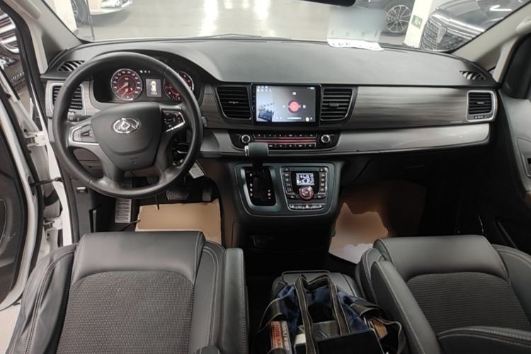 Used SAIC MAXUS G10 2019 PLUS 2.0T Automatic Elite Edition China VI Standard Center Console