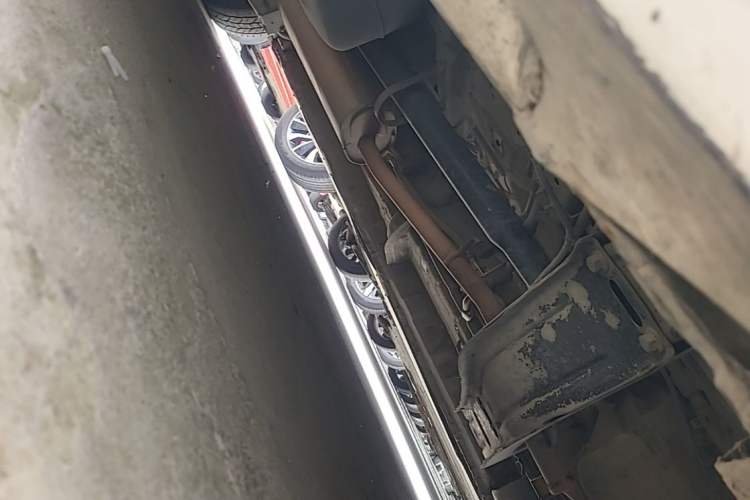 Used SAIC MAXUS G10 2019 PLUS 1.9T Manual Elite Edition Diesel China V Standard Chassis Front Right
