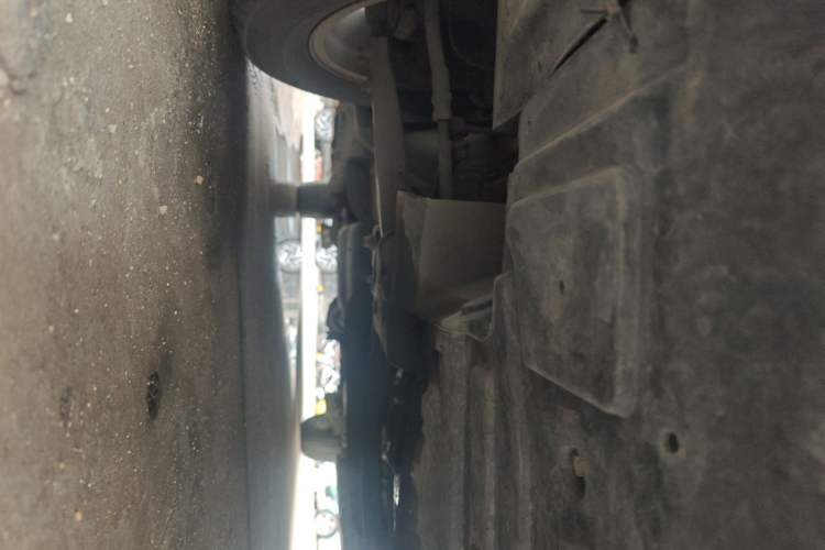 Used SAIC MAXUS G10 2019 PLUS 1.9T Manual Elite Edition Diesel China V Standard Chassis Front Right