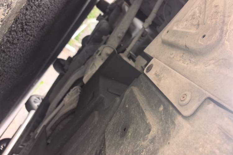 Used SAIC MAXUS G10 2019 PLUS 2.0T Automatic Smart Edition China V Standard Chassis Front Right