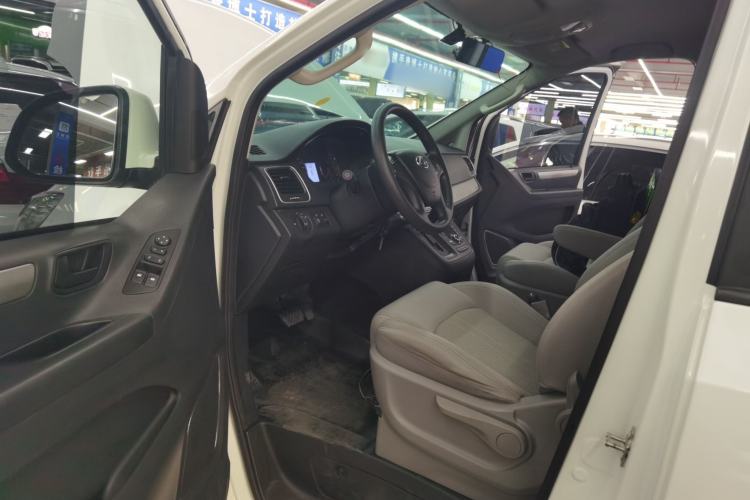 Used SAIC MAXUS G10 2019 Facelift PLUS 2.0T Automatic Smart Edition China VI Standard Driver Seat