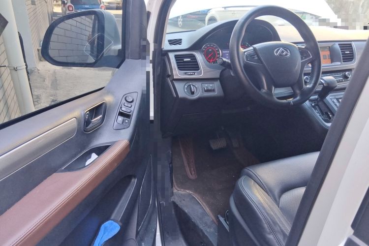 Used SAIC MAXUS G10 2019 Facelift PLUS 2.0T Automatic Elite Edition China VI Driver Seat