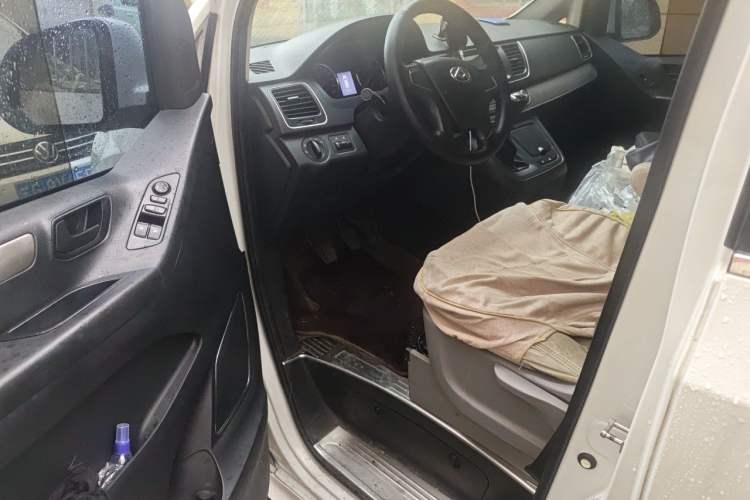Used SAIC MAXUS G10 2019 PLUS 2.0T Manual Smart Edition China V Standard Driver Seat